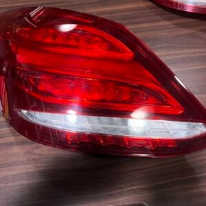 Stop light Mercedes c class 205 2018 R/L ضوء خلفي يسار سي كلاس 2018