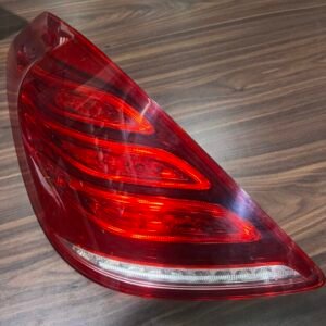Stop light Mercedes s class 222 R/L ضوء خلفي يسار إس كلاس 2018